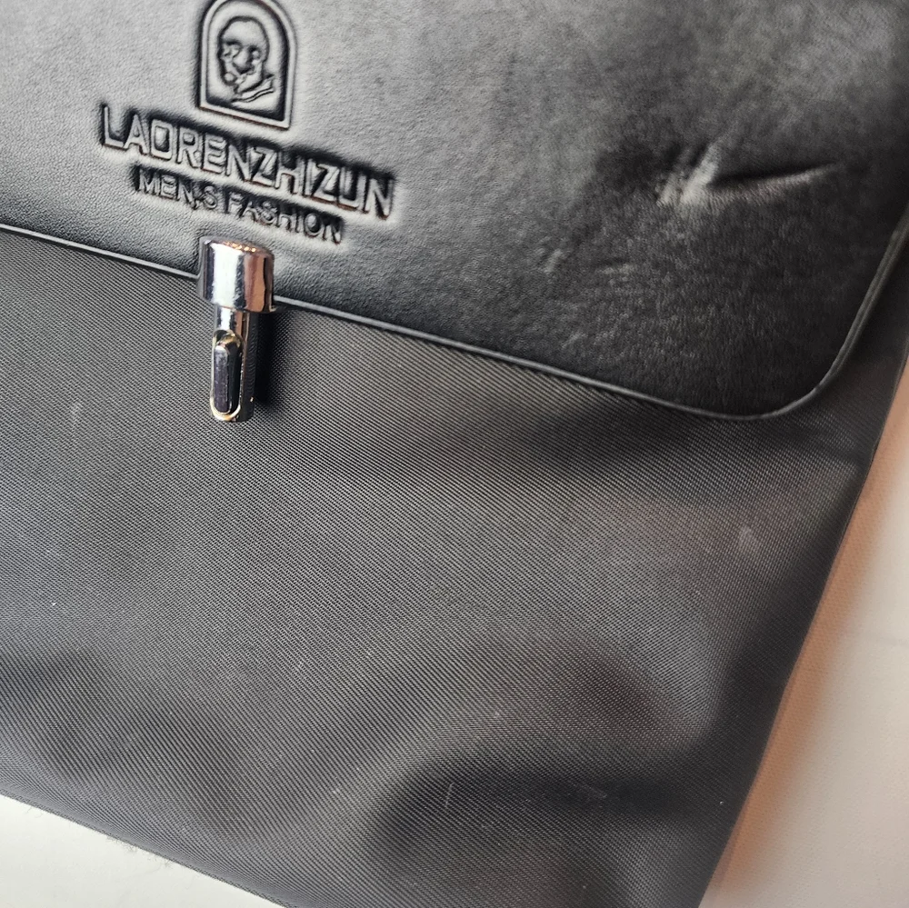 Laorenzhizun Black Mens Crossbody Messenger Bag Black Leather‎ Flap Satchel